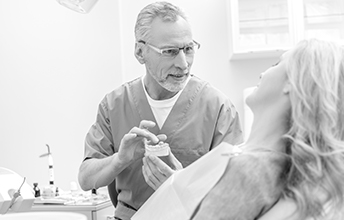 Careers, Dental Associates, Specialists & Dentists